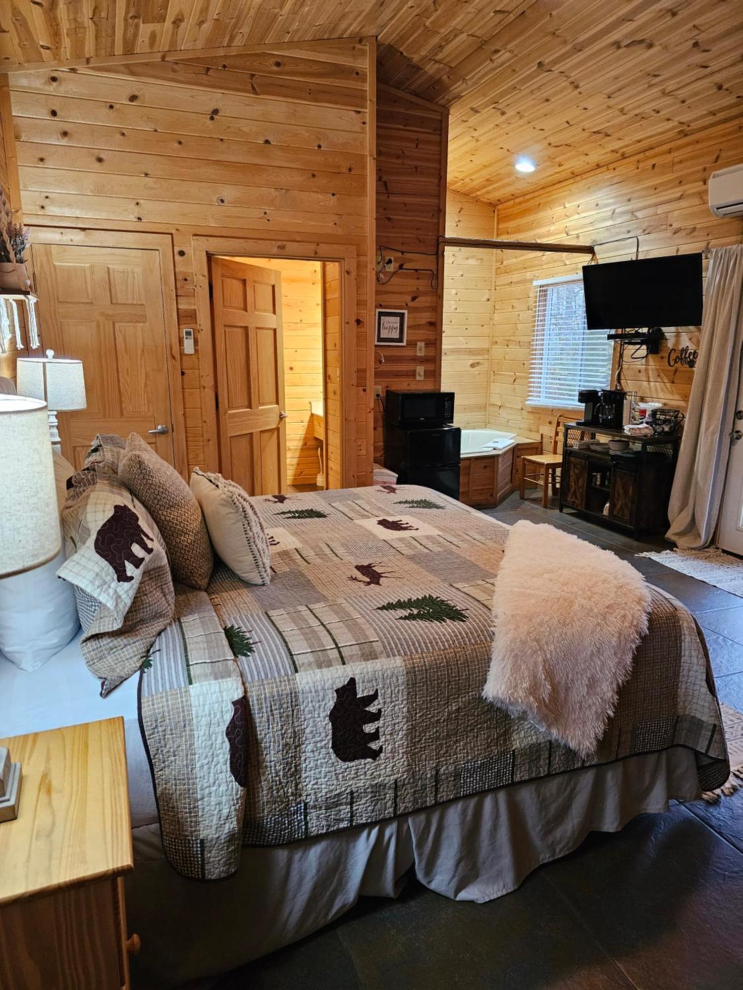 5 Min To Beaver Lake-King Bed-Fire Pit-Jetted Tub #5 Eureka Springs Exterior photo