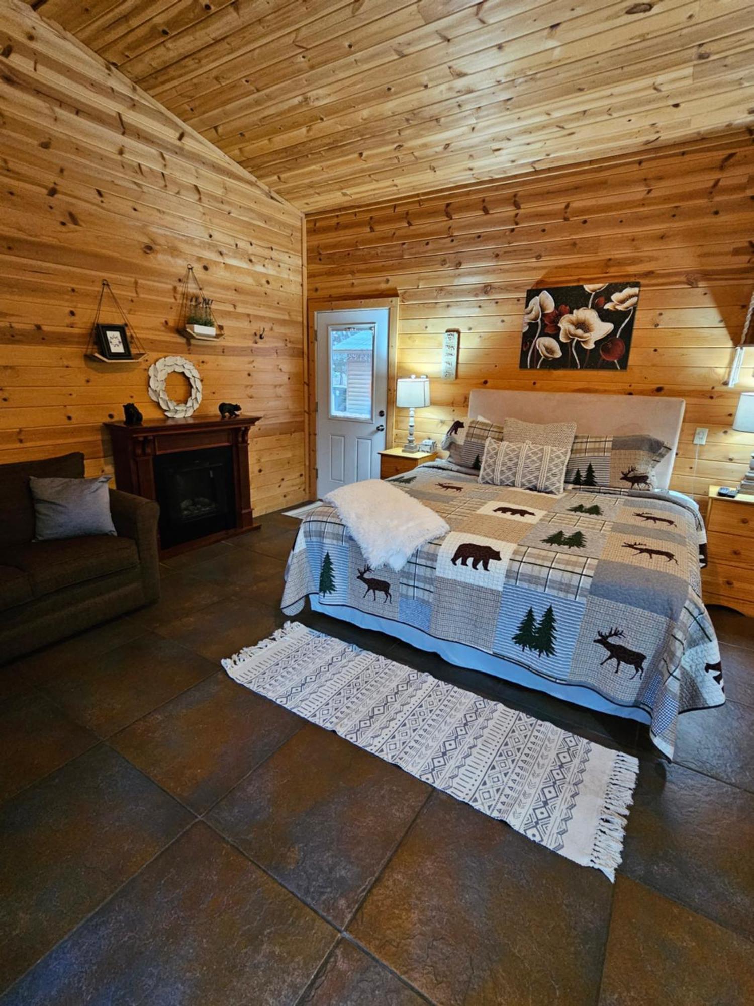 5 Min To Beaver Lake-King Bed-Fire Pit-Jetted Tub #5 Eureka Springs Exterior photo
